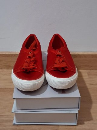Zapatillas Rojas