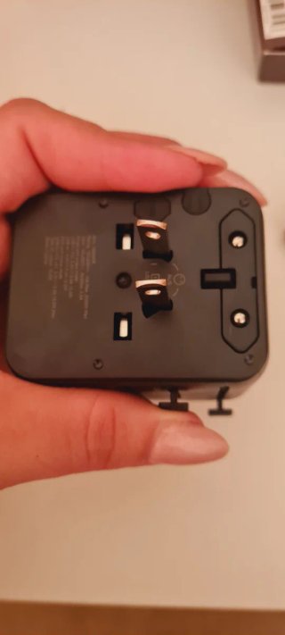 Adaptador de enchufe universal 100-250V