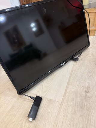 TV Engel 24 pulgadas Invcluye clavija internet