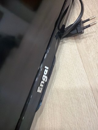 TV Engel 24 pulgadas Invcluye clavija internet