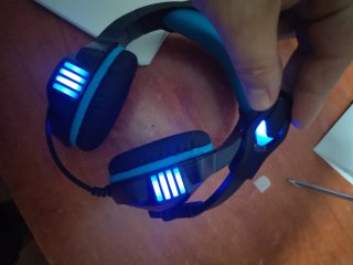 Cascos Gaming con Luces LED Azules