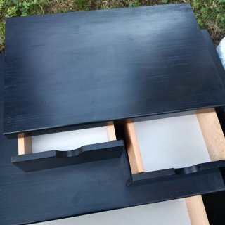 Somier + 2 Mesitas Cajoneras