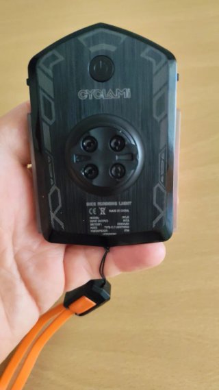 Luz delantera Cyclami RVLOI 120LM