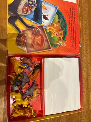 Libros disney + figuritas