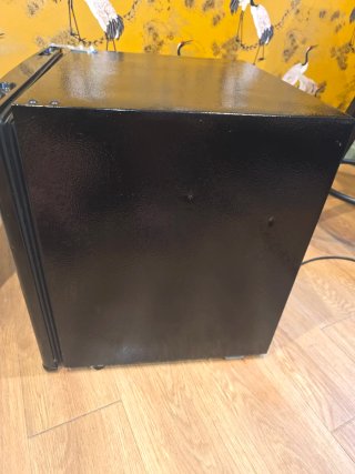 Mininevera Cecotec GrandCooler 46L Congelador