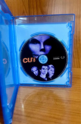 Cut (Corten) Blu-Ray