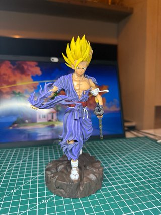 Figura Gohan Shogun 20 cm Pintada a Mano