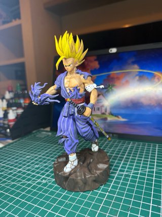 Figura Gohan Shogun 20 cm Pintada a Mano