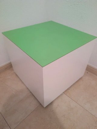Mesa Infantil Montessori y Baúl de Juguetes
