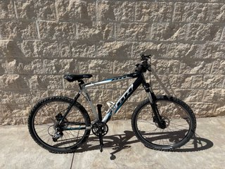 Bicicleta MTB BH Expert