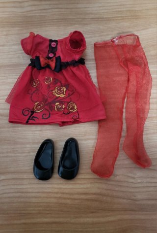 Ropa y complementos para muñeca Nancy