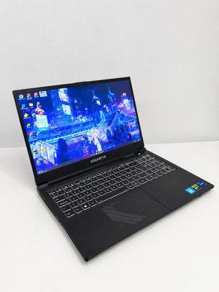 Portátil Gaming Gigabyte G5 KF5 - I5 13º RTX 4060