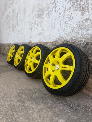 Llantas Speedline Grupo A 205 40 17 4x108