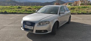 Audi A4 Avant 2.0 TDI Quattro S-line