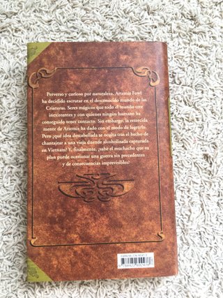 Artemis Fowl. Novela fantasía juvenil/infantil