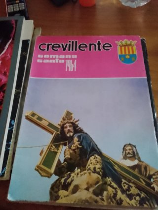Revistas Semana Santa Crevillente Varios Años