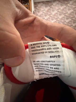 Zapatillas BAPE Roja y Blanca