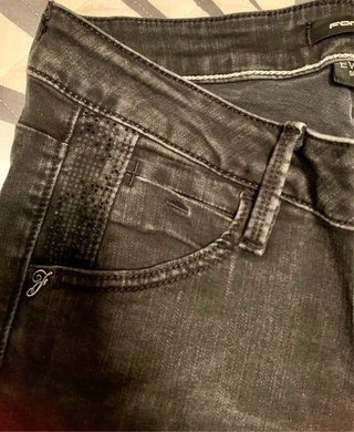 Pantalón vaquero negro Fornarina