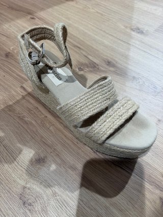 Sandalias de Yute y Mimbre