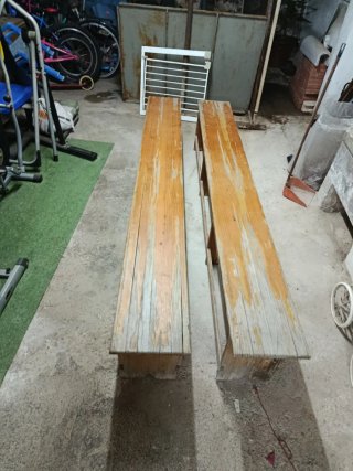 Set de 2 Bancos de Madera