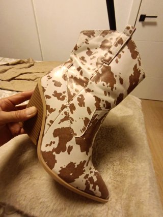 Botín estampado beige y marrón T.37