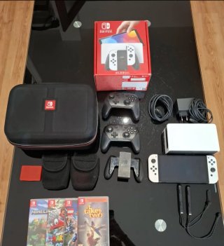 Nintendo Switch OLED Blanca + Accesorios