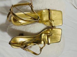 Sandalias de Fiesta Doradas