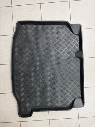 Bandeja Maletero Goma Antideslizante - Seat Leon 3