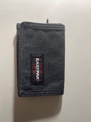 Cartera Eastpak Gris