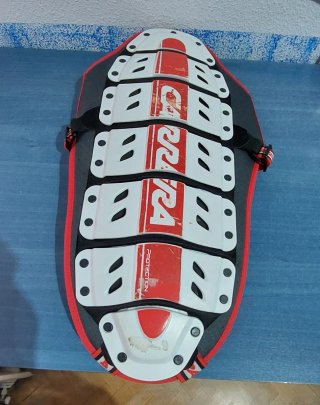 Espaldera snowboard, motorismo, ...