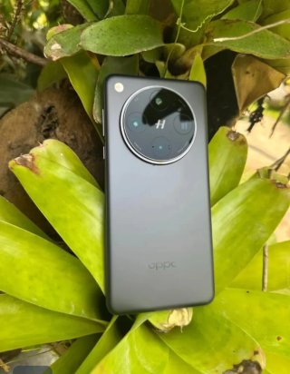 OPPO Find X8 Pro