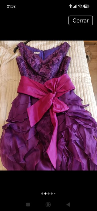 Vestido de fiesta elegante morado