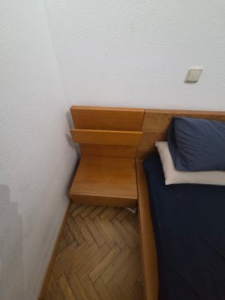 Cama doble madera con mesillas Ikea