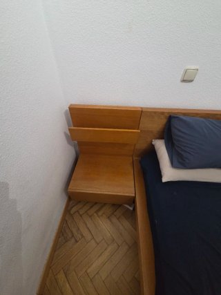 Cama doble madera con mesillas Ikea