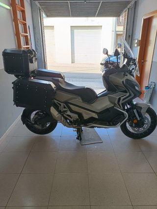 Honda X-ADV 750 Gris 2019