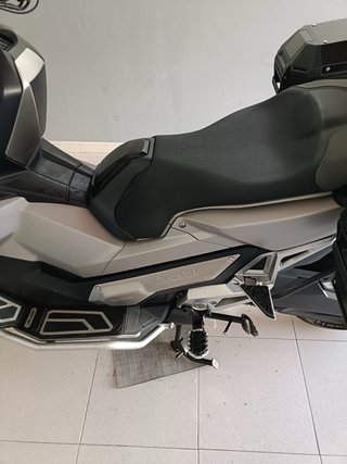Honda X-ADV 750 Gris 2019