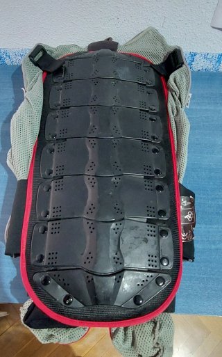 Espaldera Rígida para Snowboard y Moto