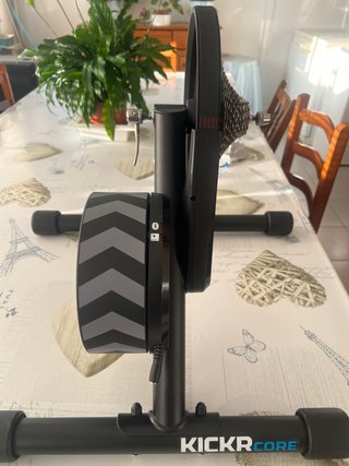 Rodillo KICKR CORE