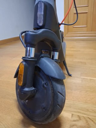 ¡Solo usado por niño!.Patinete Eléctrico Segway Ni