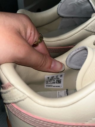 Zapatillas Puma Beige y Rosa
