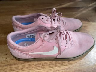 Zapatillas Nike SB Chron 2 Rosa Talla 44