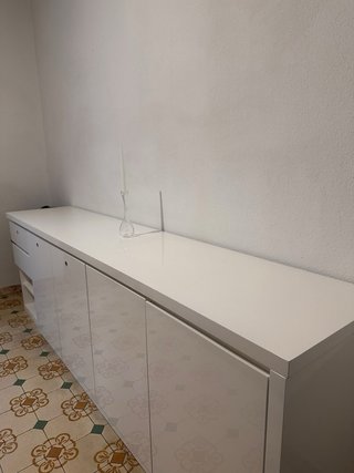 Mobile da ufficio bianco in legno massello. (2 unità)