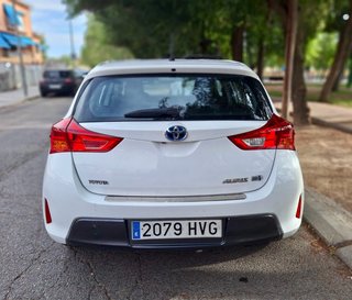 Toyota Auris 2014