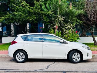 Toyota Auris 2014