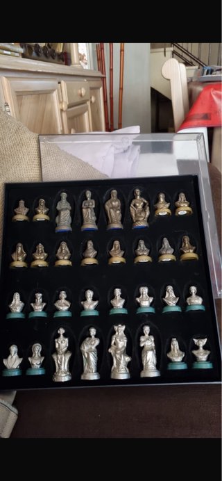 Ajedrez de Bronce Figuras Clásicas