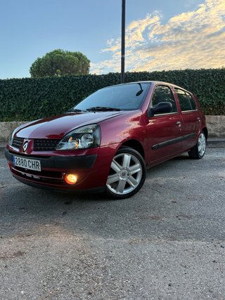 Renault Clio 2003