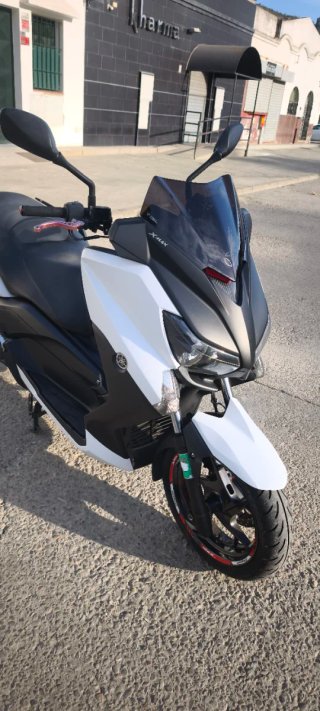 Yamaha Xmax 250