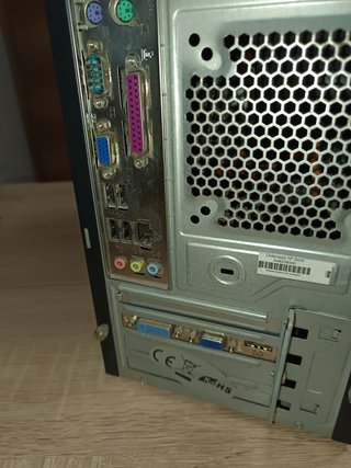 Ordenador sobremesa Windows 10 Negro