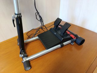 Volante y pedales PS4/PS5 con soporte