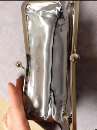 Bolso de fiesta plateado con pedrería